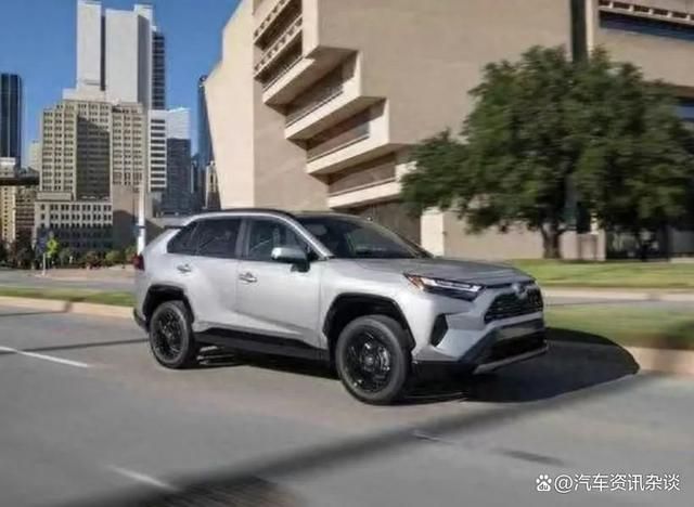 2024款丰田荣放RAV4将9月上市质感细(图4)