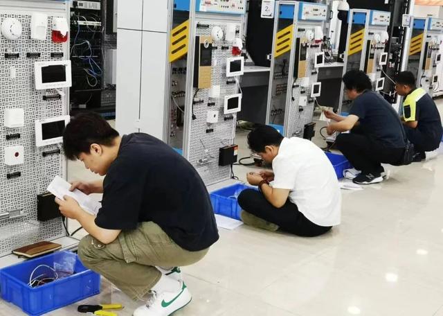 市物业协会闵行代表处顺利举行2024年物业管理行业职业技能竞赛(图3)