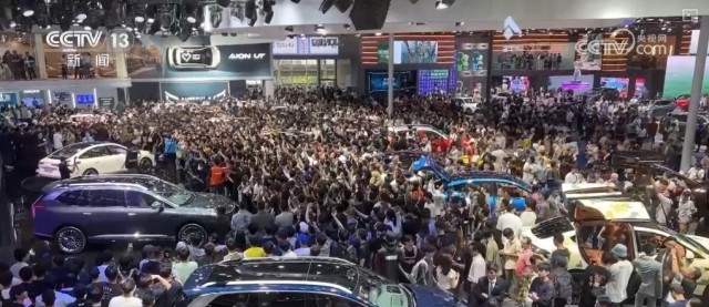 跟上“新”形势年产迈上千万辆！新能源汽车市场智能化爆发(图7)