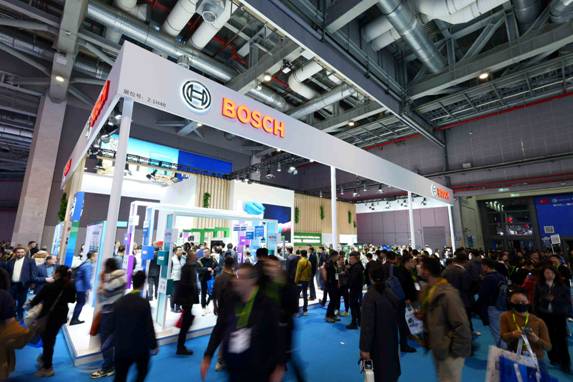博世智能出行售后携三大业务首展新品与可持续解决方案亮相2024上海法兰克福汽配展