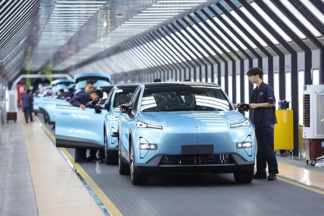 启幕全民智驾时代？长安北斗天枢20引领汽车圈“技术爆炸”(图5)