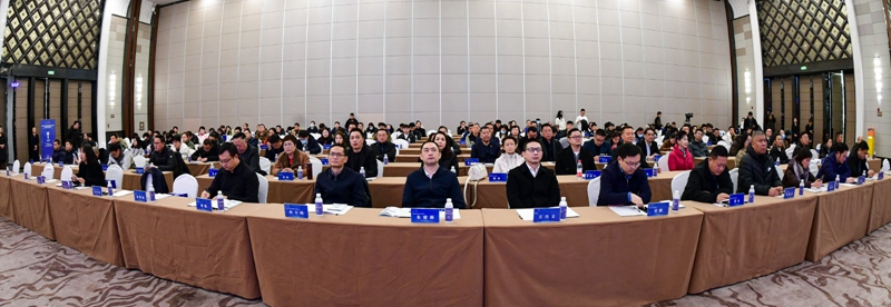 九游体育：贵阳市观山湖区楼宇经济促进会揭牌成立(图2)