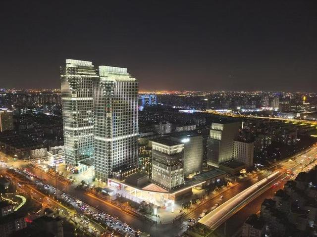 人、楼、城共生向新2025年普陀区品质楼宇发布会举办(图4)