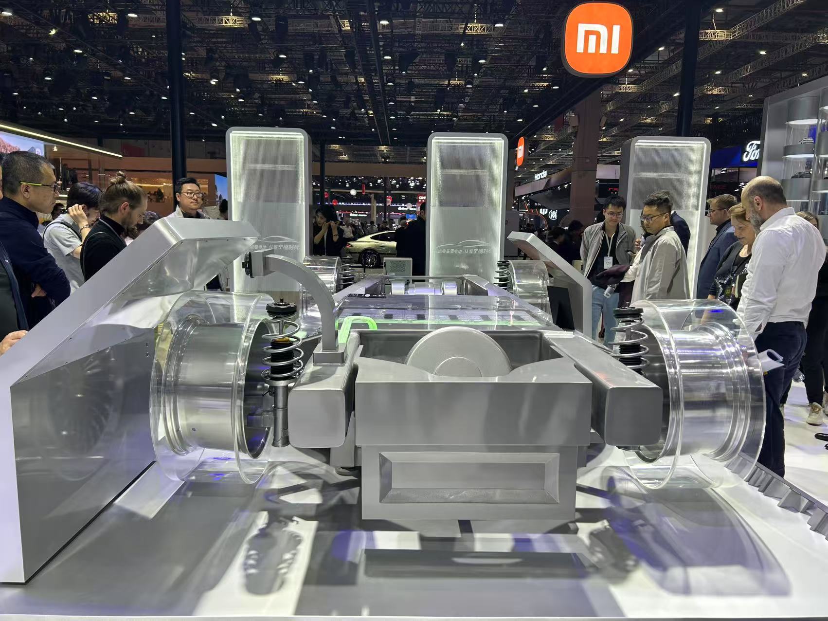 超百款新车、千家企业齐聚“上海滩”！2025上海车展掀起“智电”浪潮这场展会还藏着未来发展“生死密码”(图5)