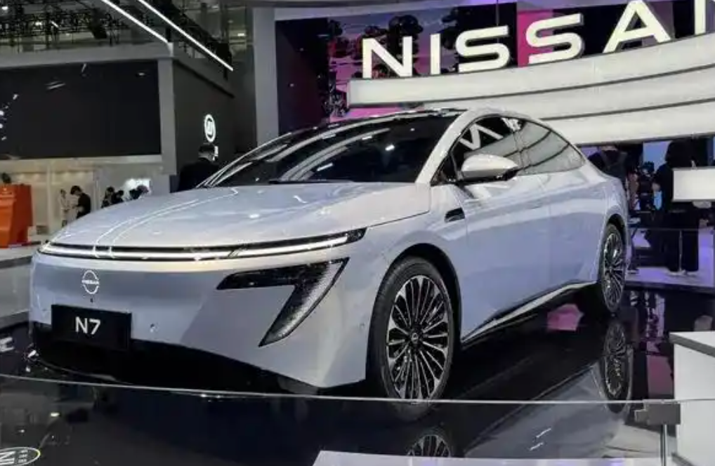 销量下滑武汉工厂停产日产N7上市发大招(图4)