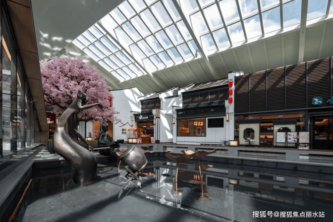 九游app：中骏世界城@中骏世界城售楼处发布：质感空间树标杆！(图11)