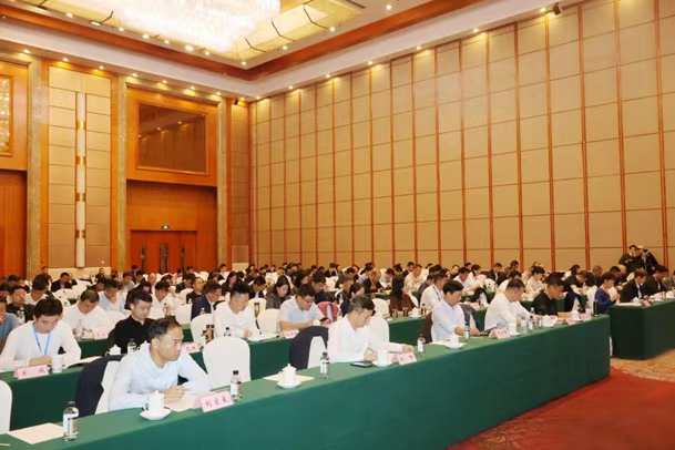 安徽省物业管理协会第二届理事会第九次全体会议在合肥顺利召开(图3)