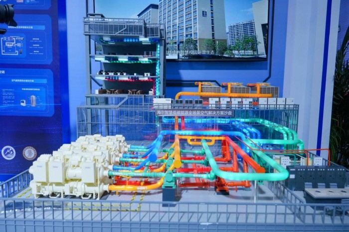 九游app入口：海尔全场景AI智慧校园方案亮相中国教育装备展(图2)