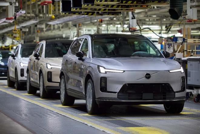 全新XC70下线沃尔沃质量标准落地中国制造(图2)