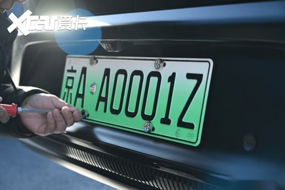 九游app入口：月销破25万仅凭三款车：极狐的“反常”增长揭示了什么？(图7)